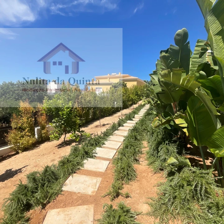 Moradia T5 para Venda em Albufeira e Olhos de Água Foto 63