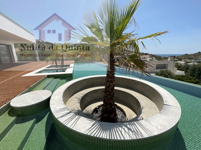 Moradia T5 para Venda em Albufeira e Olhos de Água Foto 14