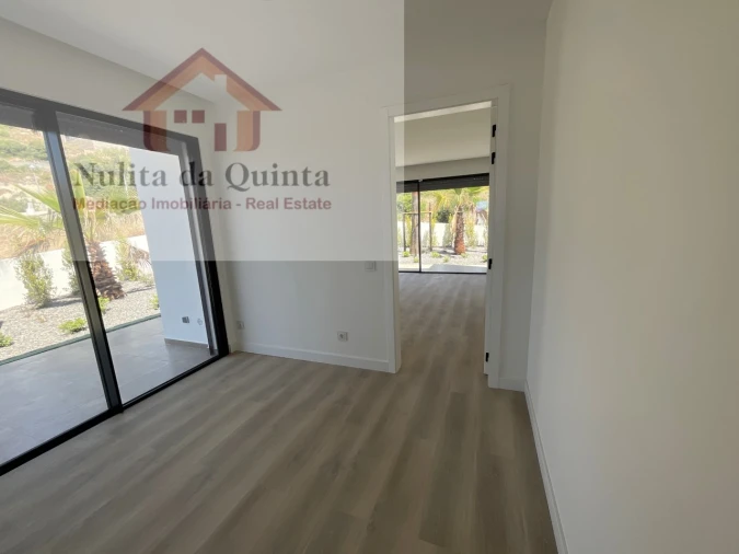 Moradia T5 para Venda em Albufeira e Olhos de Água Foto 31