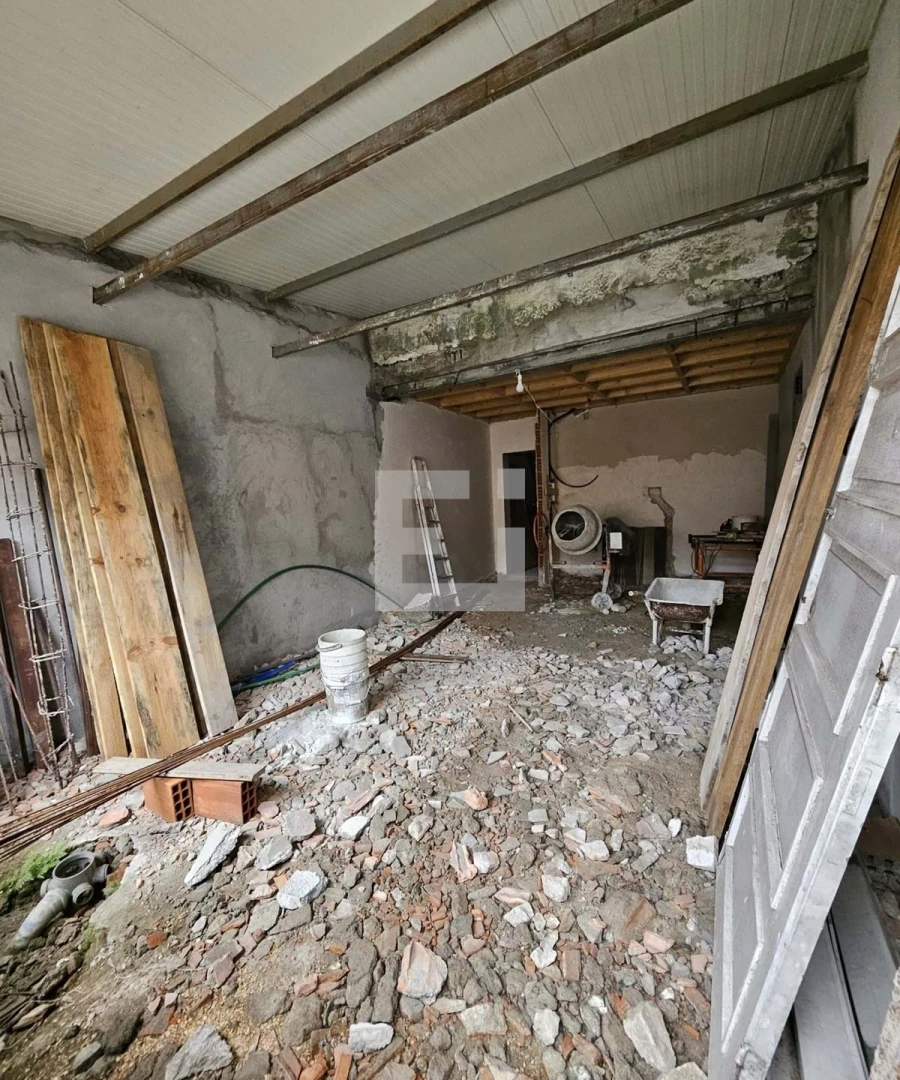 Moradia T3 para Venda em Custoias Foto 5