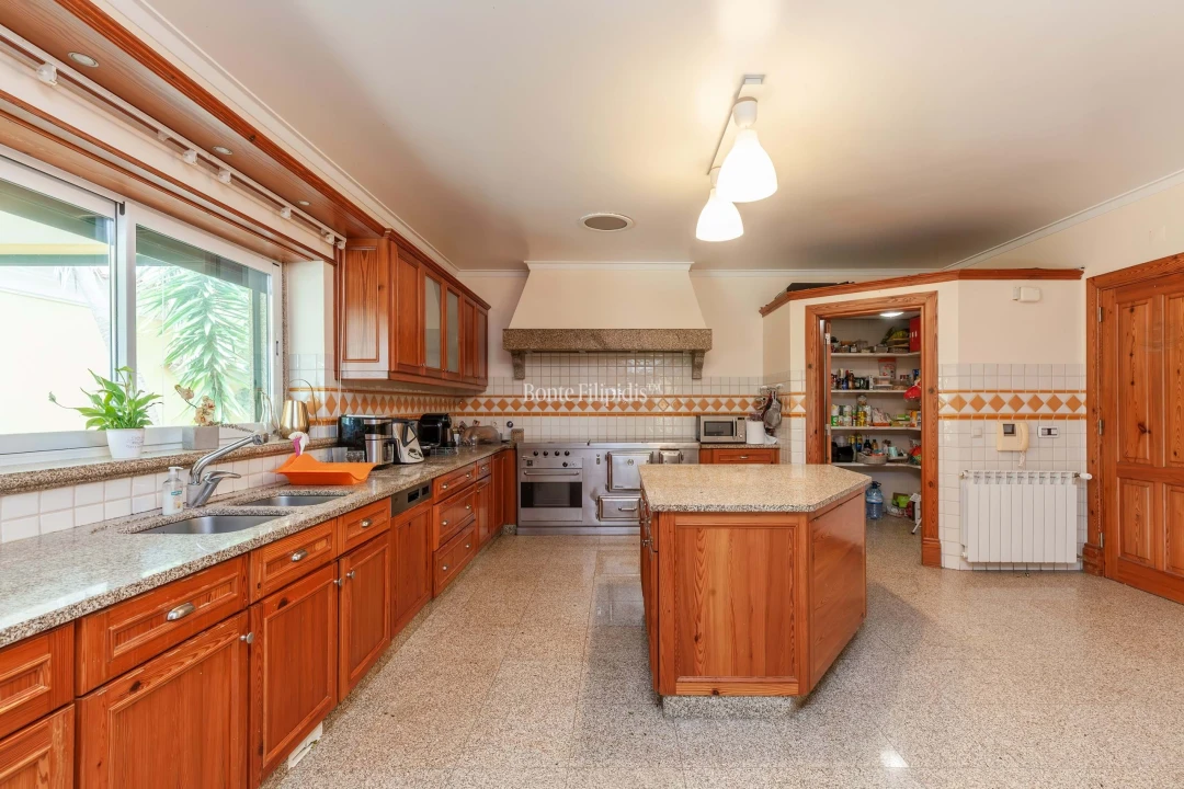 Moradia T6 para Venda em Lousa Foto 14