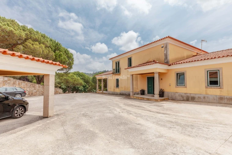 Moradia T6 para Venda em Lousa Foto 2