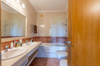Apartamento T3 para Venda em Póvoa de Santa Iria e Forte da Casa