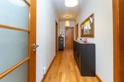 Apartamento T3 para Venda em Póvoa de Santa Iria e Forte da Casa
