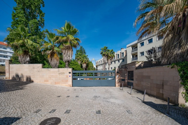 Apartamento T3 para Venda em Póvoa de Santa Iria e Forte da Casa Foto 45