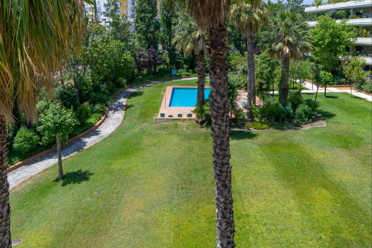 Apartamento T3 para Venda em Póvoa de Santa Iria e Forte da Casa Foto 30