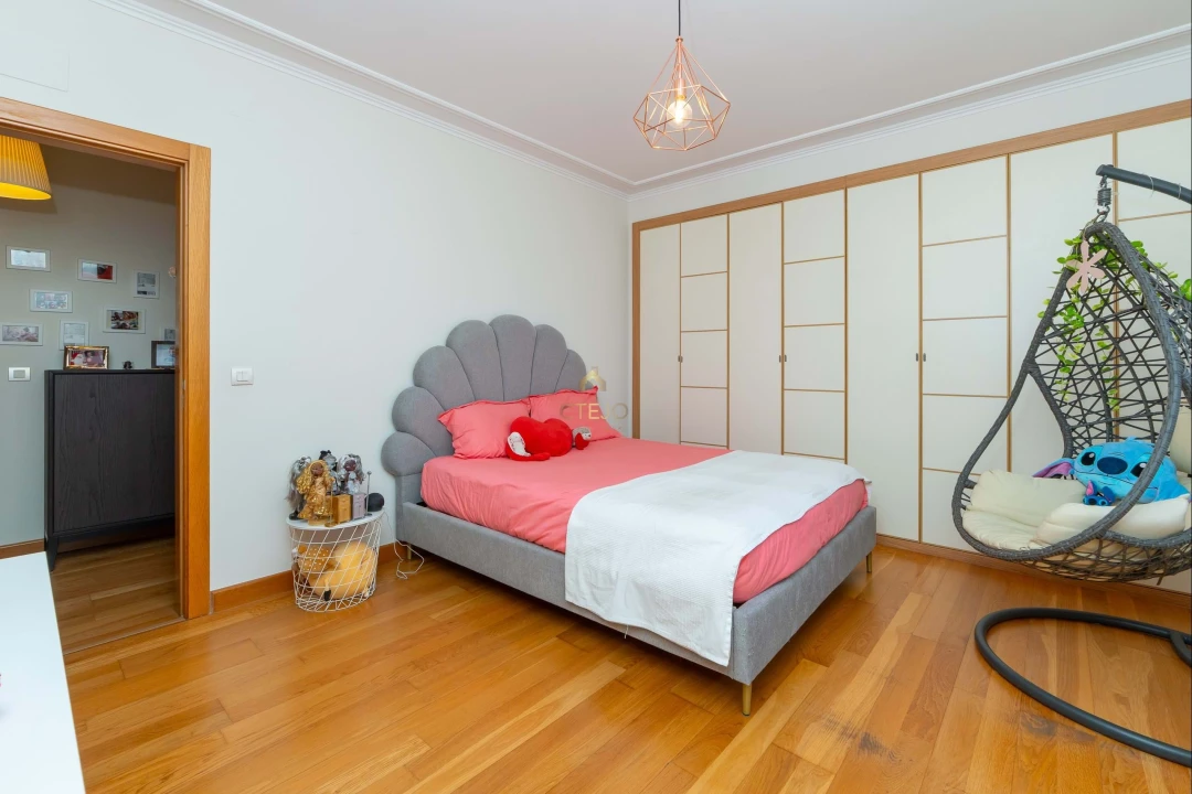 Apartamento T3 para Venda em Póvoa de Santa Iria e Forte da Casa Foto 24