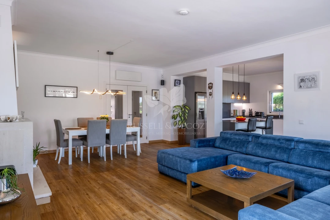 Moradia T4 para Venda em Pechão Foto 9