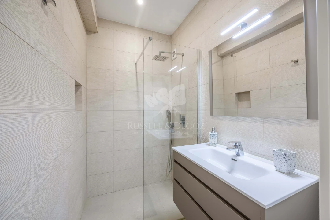 Moradia T4 para Venda em Pechão Foto 18