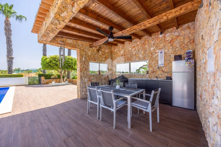 Moradia T4 para Venda em Pechão Foto 36