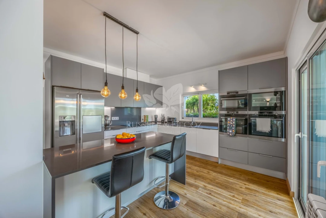 Moradia T4 para Venda em Pechão Foto 14