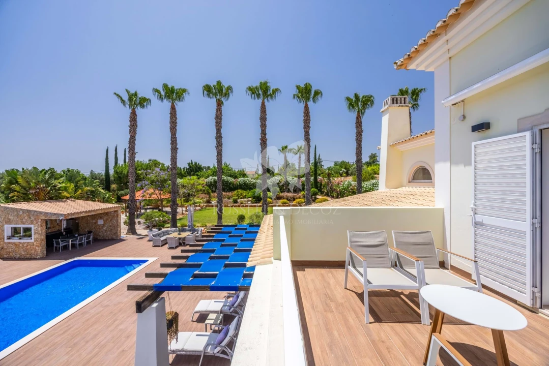 Moradia T4 para Venda em Pechão Foto 33