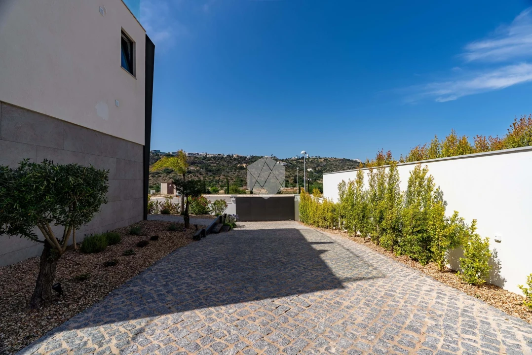 Moradia T4 para Venda em Albufeira e Olhos de Água Foto 32