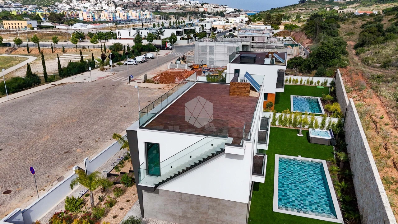 Moradia T4 para Venda em Albufeira e Olhos de Água Foto 31