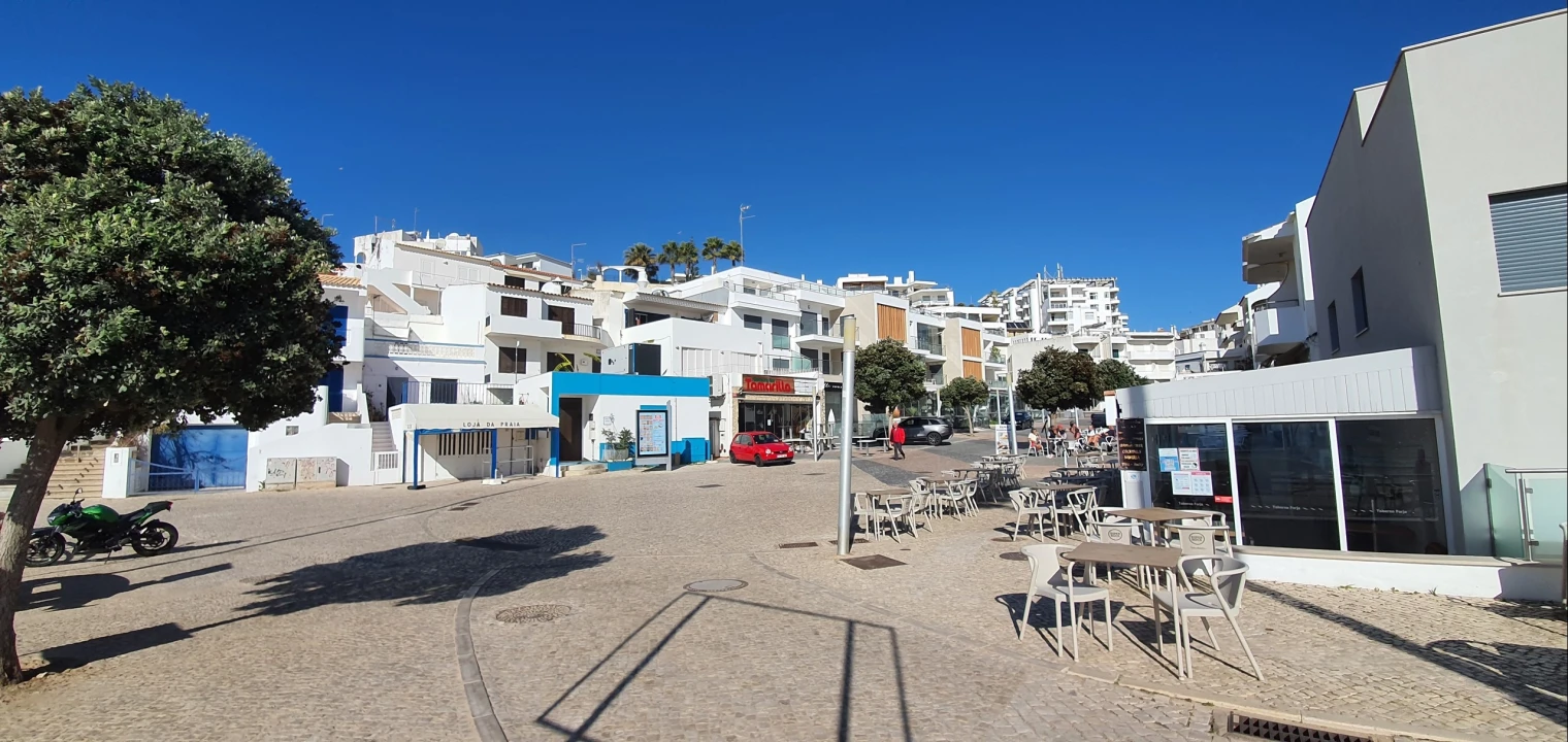 Apartamento T2 para Arrendamento em Albufeira e Olhos de Água Foto 6