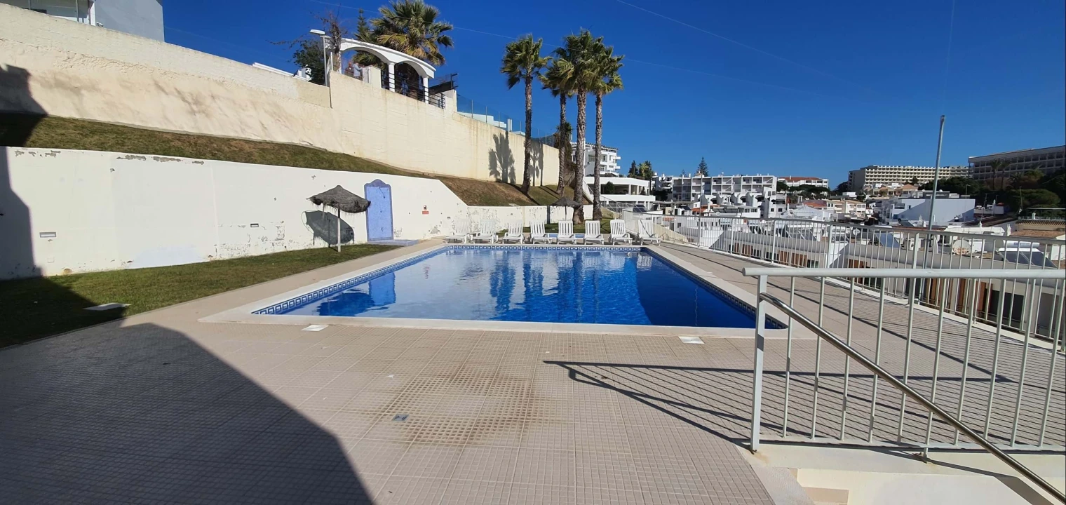 Apartamento T2 para Arrendamento em Albufeira e Olhos de Água Foto 10