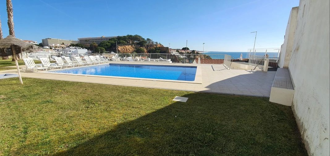 Apartamento T2 para Arrendamento em Albufeira e Olhos de Água Foto 11