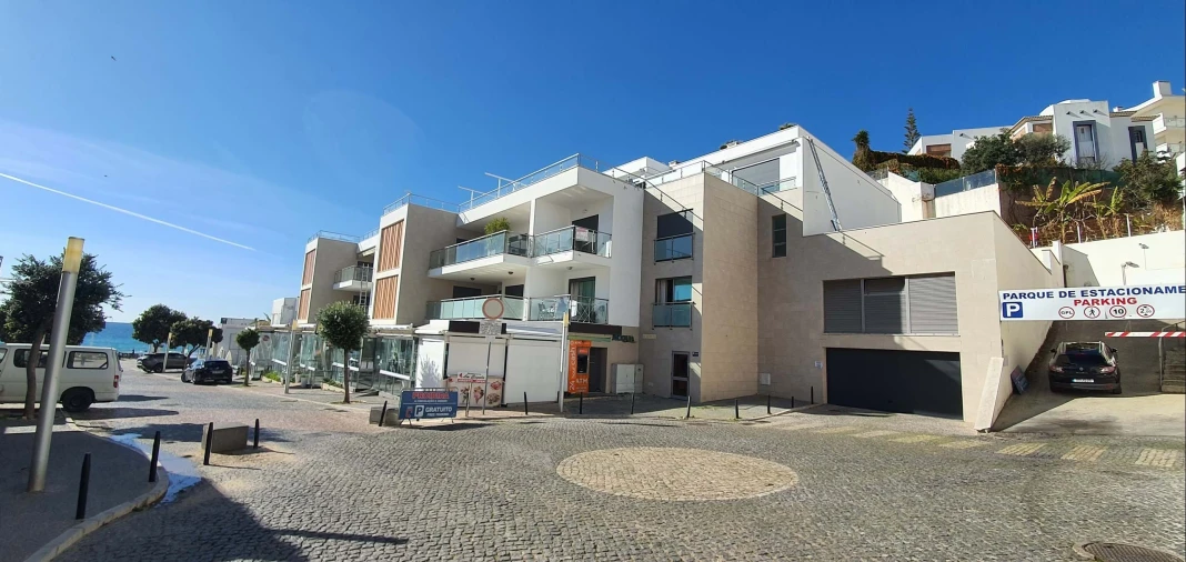 Apartamento T2 para Arrendamento em Albufeira e Olhos de Água