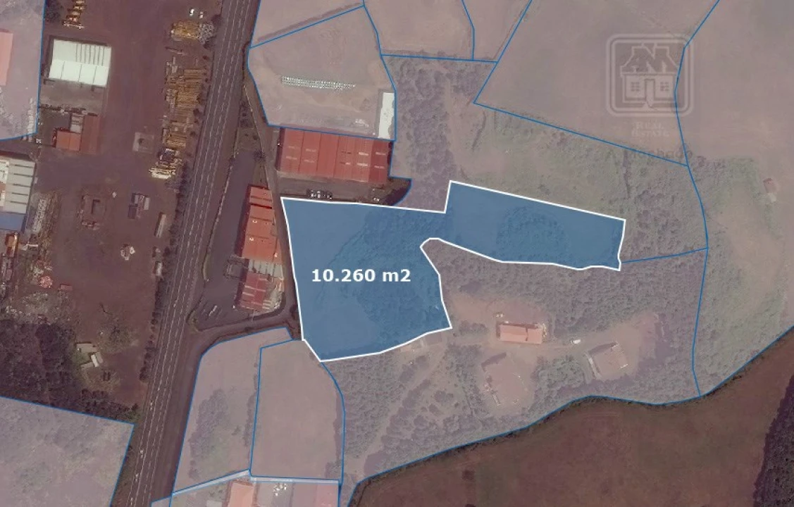 Terreno para Venda em Pico da Pedra Foto 5