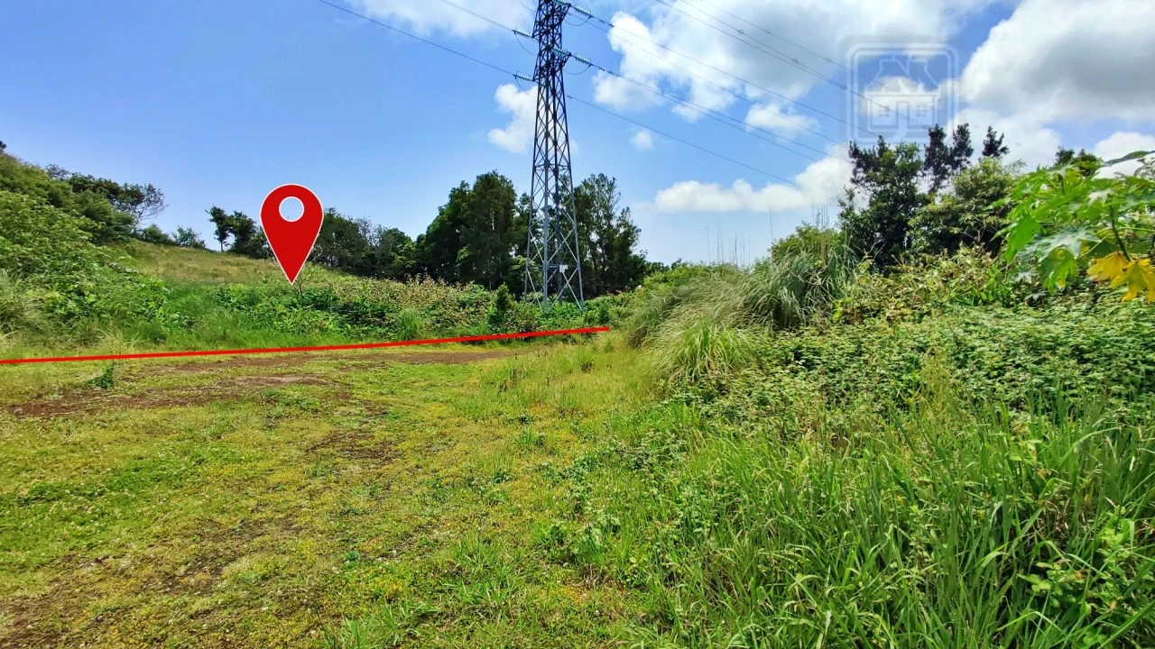 Terreno para Venda em Pico da Pedra Foto 20