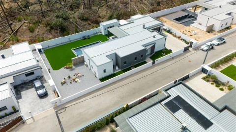 Moradia T4 para Venda em Pataias e Martingança