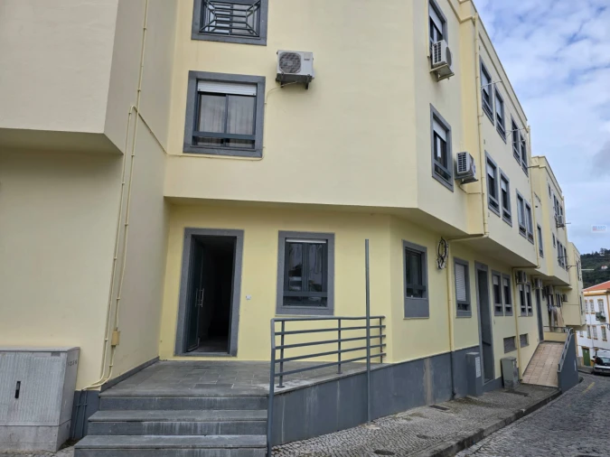 Garagem para Venda em Sé e São Lourenço Foto 1