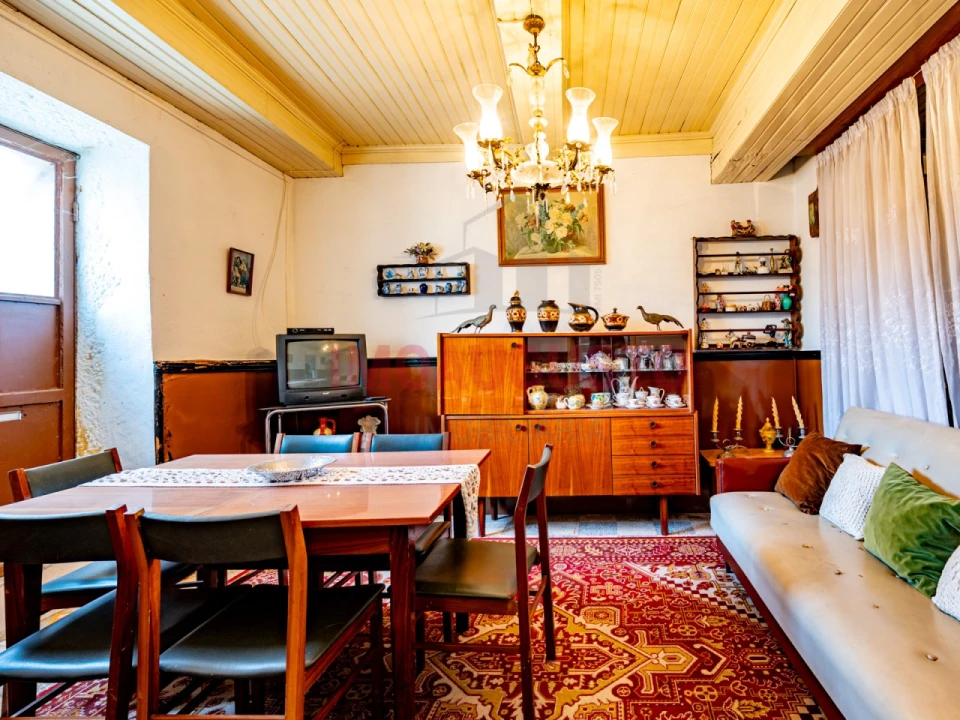 Moradia T3 para Venda em Cinco Vilas e Reigada Foto 5