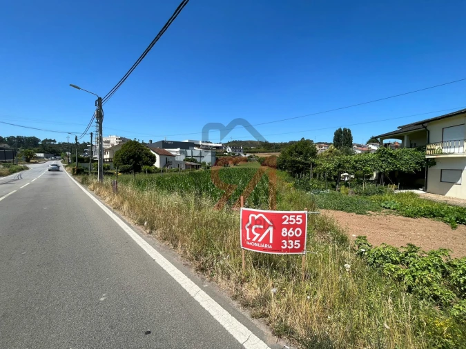 Terreno para Venda em Campo e Sobrado
