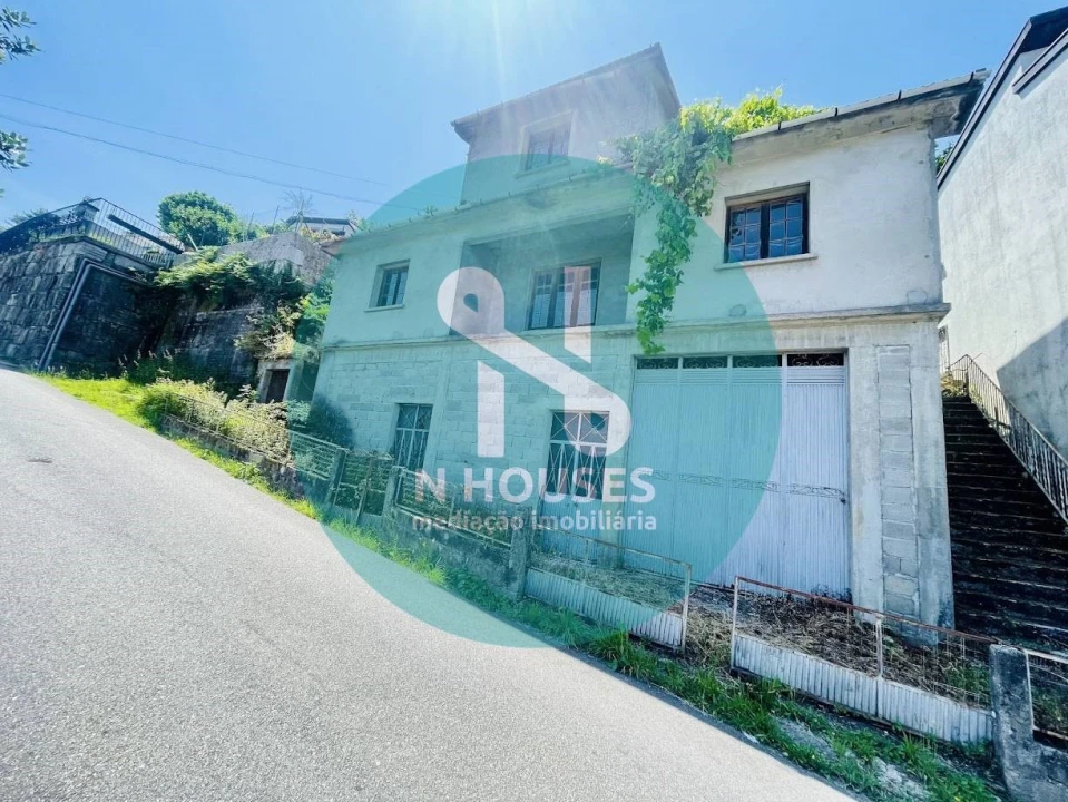 Moradia T4 para Venda em Cristoval Foto 2