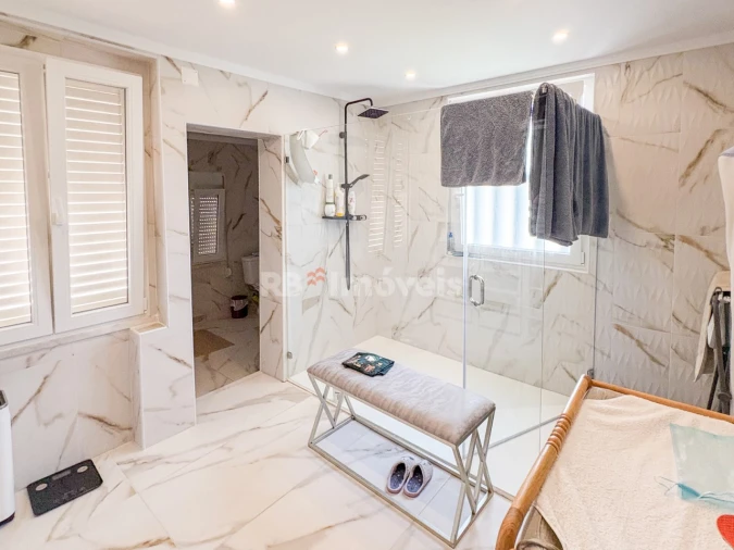 Moradia T4 para Venda em Abrantes (São Vicente e São João) e Alferrarede Foto 4