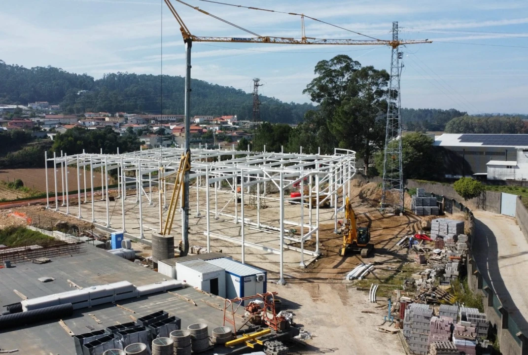 Armazém para Venda em Bougado (São Martinho e Santiago) Foto 23