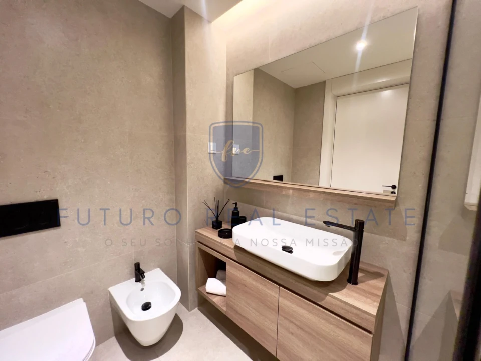 Apartamento T1 para Venda em Funchal (Santa Luzia) Foto 39