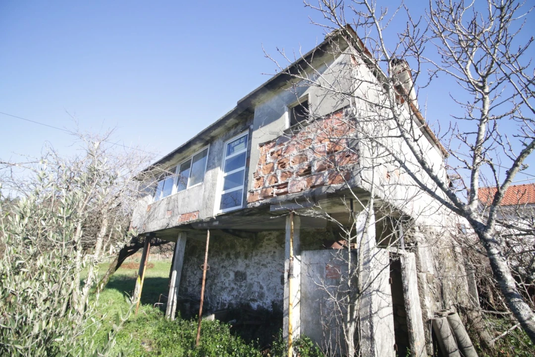 Moradia T3 para Venda em Junqueira Foto 2