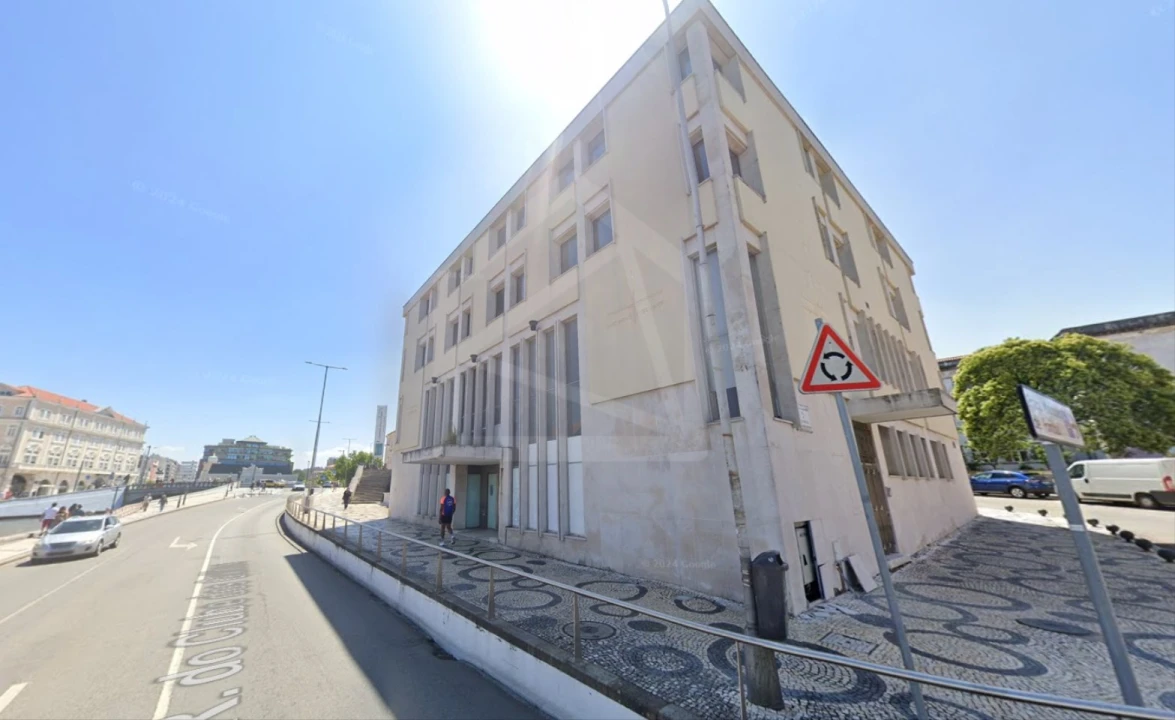 Prédio para Venda em Glória e Vera Cruz Foto 2