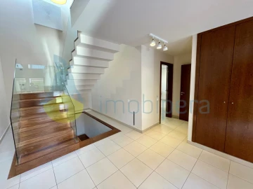 Moradia T4 para Venda em Guia