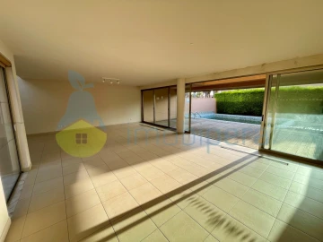 Moradia T4 para Venda em Guia