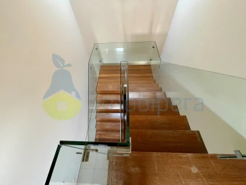 Moradia T4 para Venda em Guia