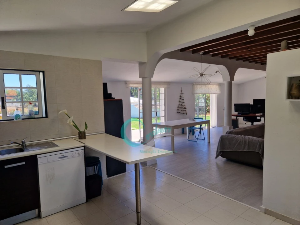 Moradia T4 para Venda em Azeitão (São Lourenço e São Simão) Foto 12