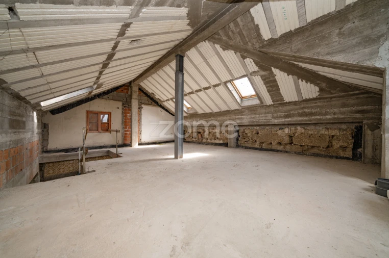 Moradia T3 para Venda em Priscos Foto 15