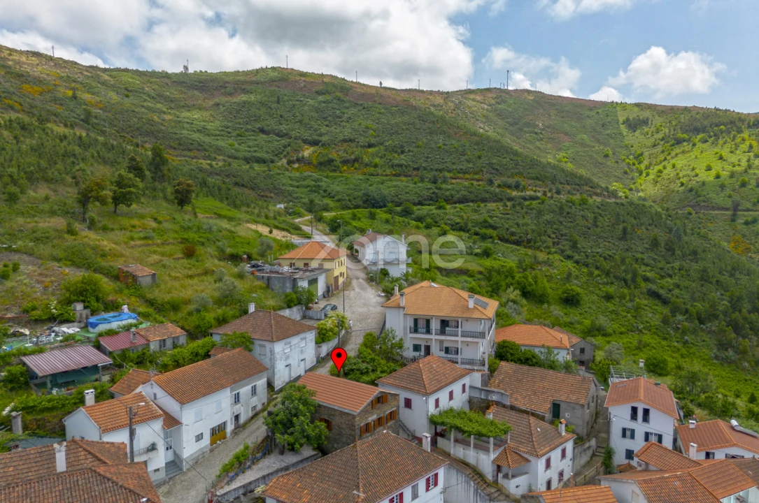 Moradia T3 para Venda em Benfeita Foto 23