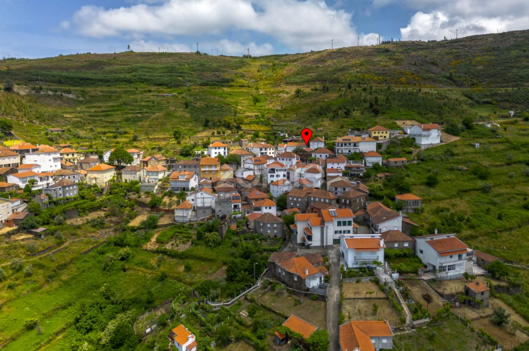 Moradia T3 para Venda em Benfeita Foto 24