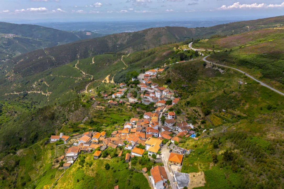 Moradia T3 para Venda em Benfeita Foto 28