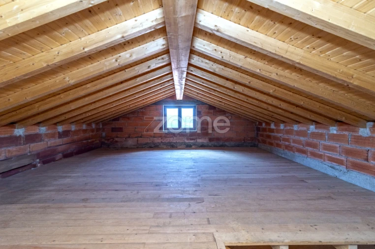 Moradia T3 para Venda em Benfeita Foto 2