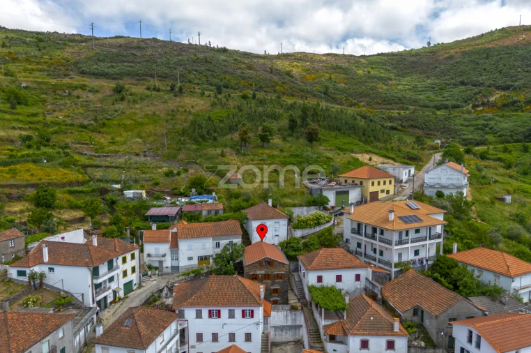 Moradia T3 para Venda em Benfeita Foto 22