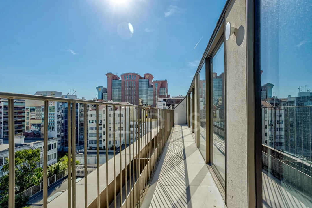 Apartamento T3 para Venda em Avenidas Novas Foto 1