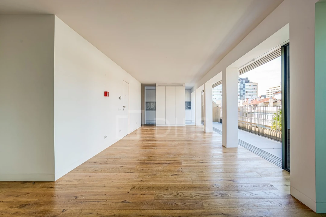 Apartamento T3 para Venda em Avenidas Novas Foto 4