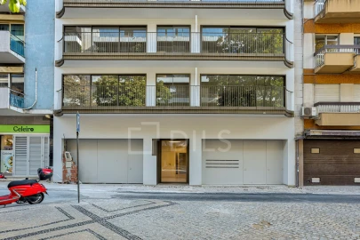 Apartamento T3 para Venda em Avenidas Novas