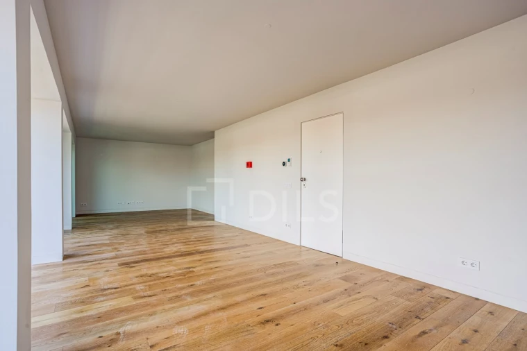 Apartamento T3 para Venda em Avenidas Novas Foto 5