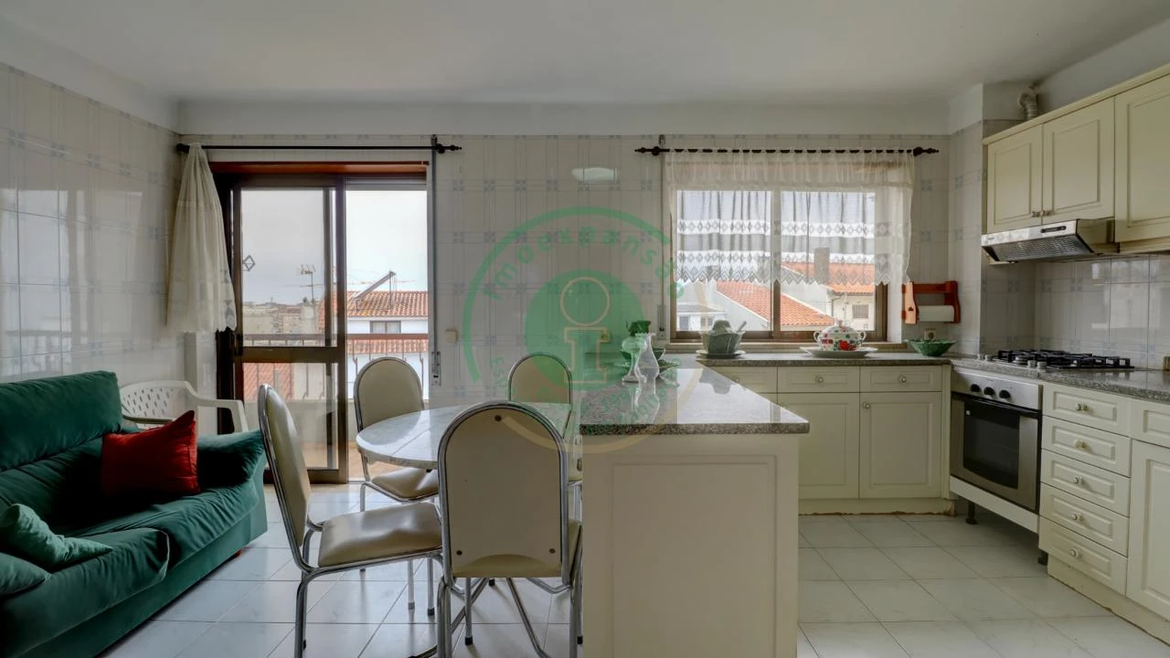 Apartamento T3 para Venda em Buarcos Foto 9