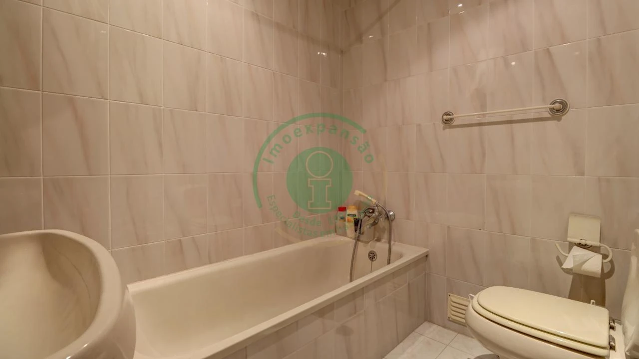 Apartamento T3 para Venda em Buarcos Foto 24